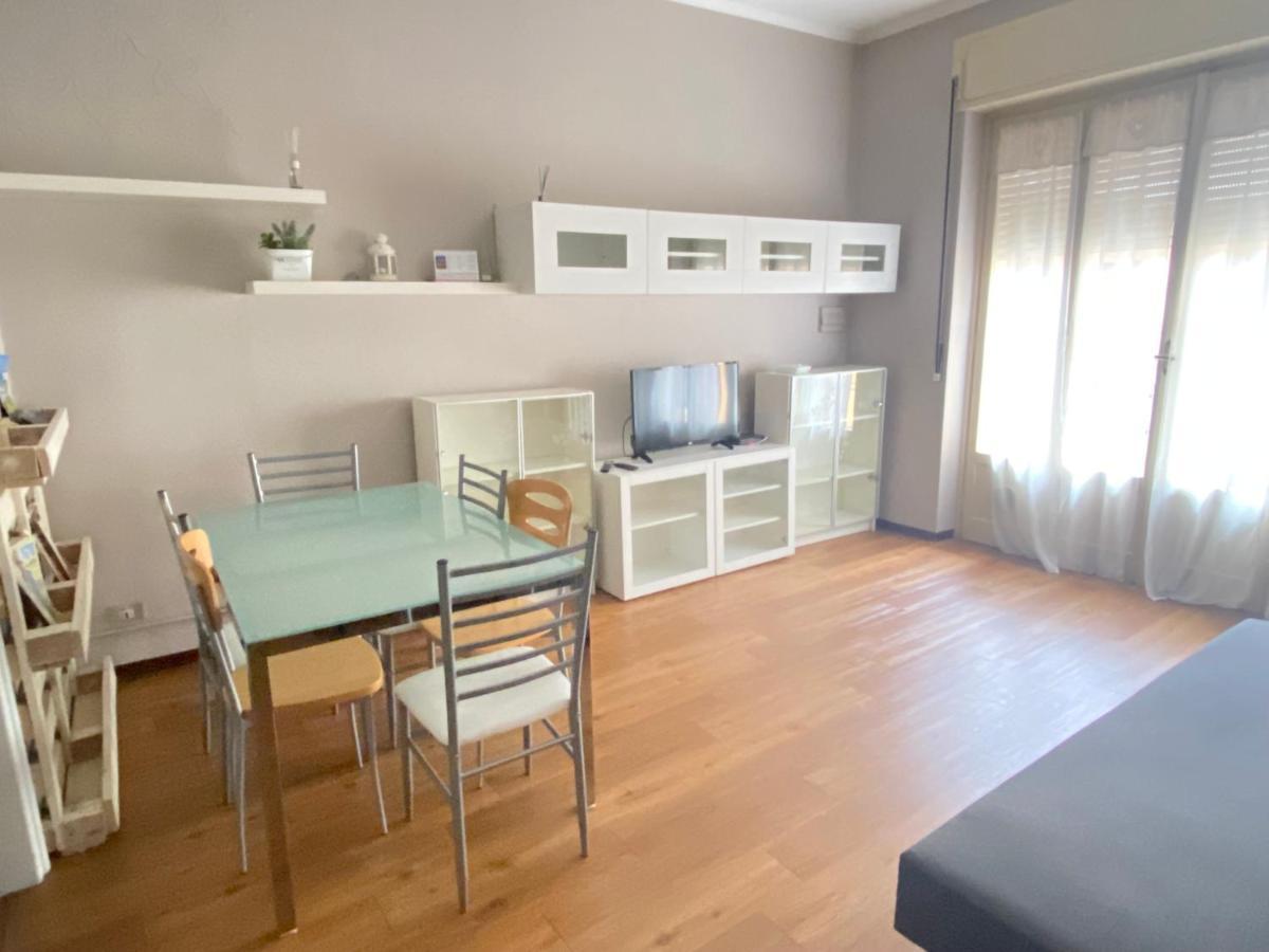 Appartmentslapiazzetta -1-2-6 Sesto Calende Ngoại thất bức ảnh